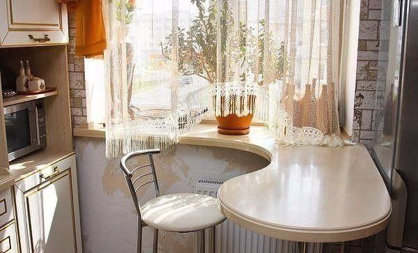 Стол-подоконник